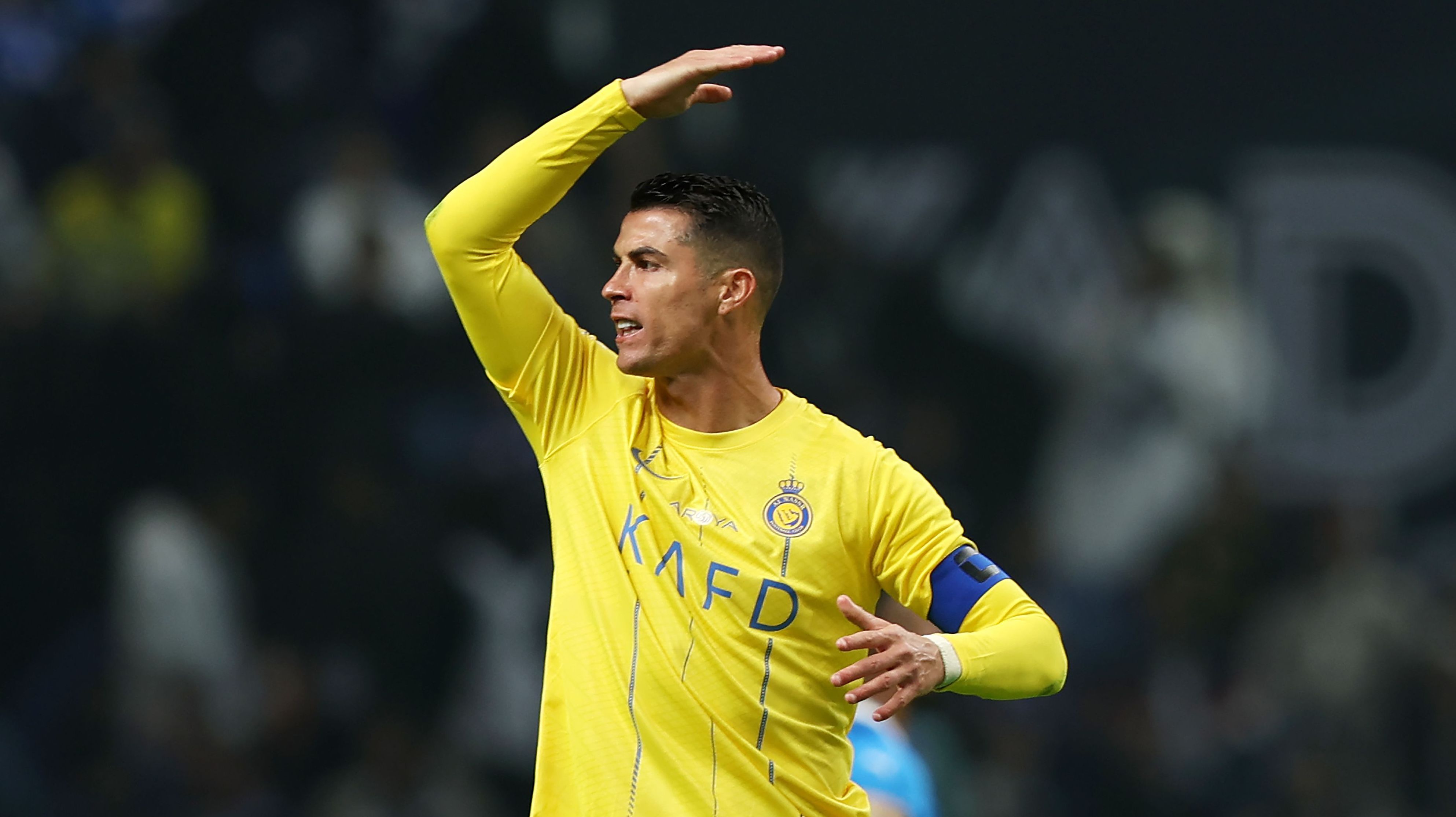 Cristiano Ronaldo reclama em amistoso do Al-Nassr contra o Al-Hilal
