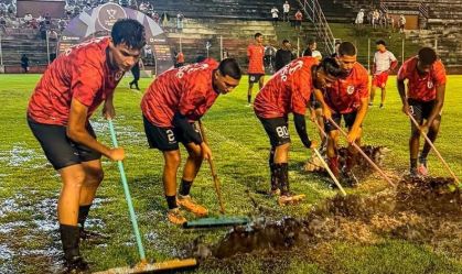 Jogo da Copa do Brasil é adiado por causa de gramado alagado