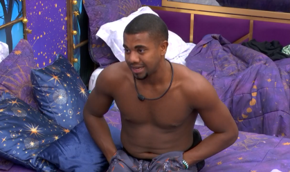 Davi conversa com Isabelle após eliminação de Rodriguinho no BBB 24