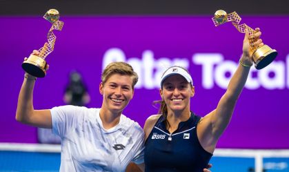 Brasileira Luisa Stefani é campeã de duplas do WTA 1000 de Doha