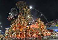 Carnaval 2025: saiba onde assistir aos desfiles das escolas de samba de SP