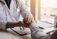 Câncer: Práticas podem ajudar pacientes a lidarem com o diagnóstico