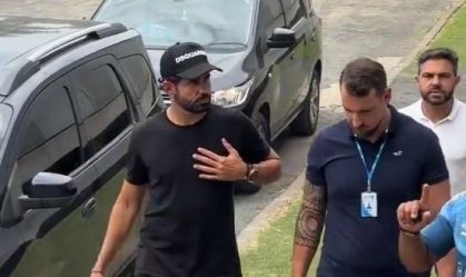 Diego Costa no CT do Grêmio