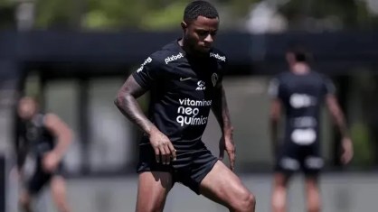 Diego Palacios treinando pelo Corinthians