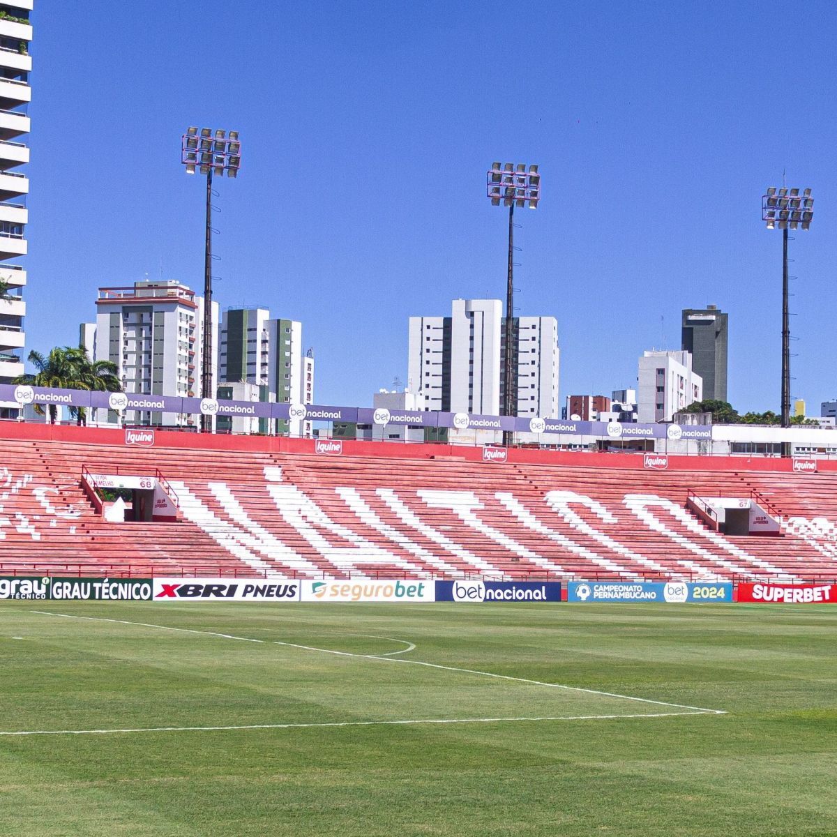 Náutico x Operário-PR: horário e onde assistir ao jogo da Série B