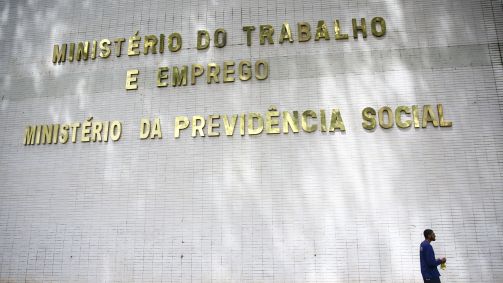 achada do ministério do Trabalho e Emprego e do ministério da Previdência Social.