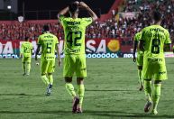 Palmeiras vence Portuguesa e assume liderança geral do Paulistão