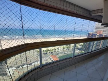 Vista de um apartamento no prédio interditado no litoral paulista