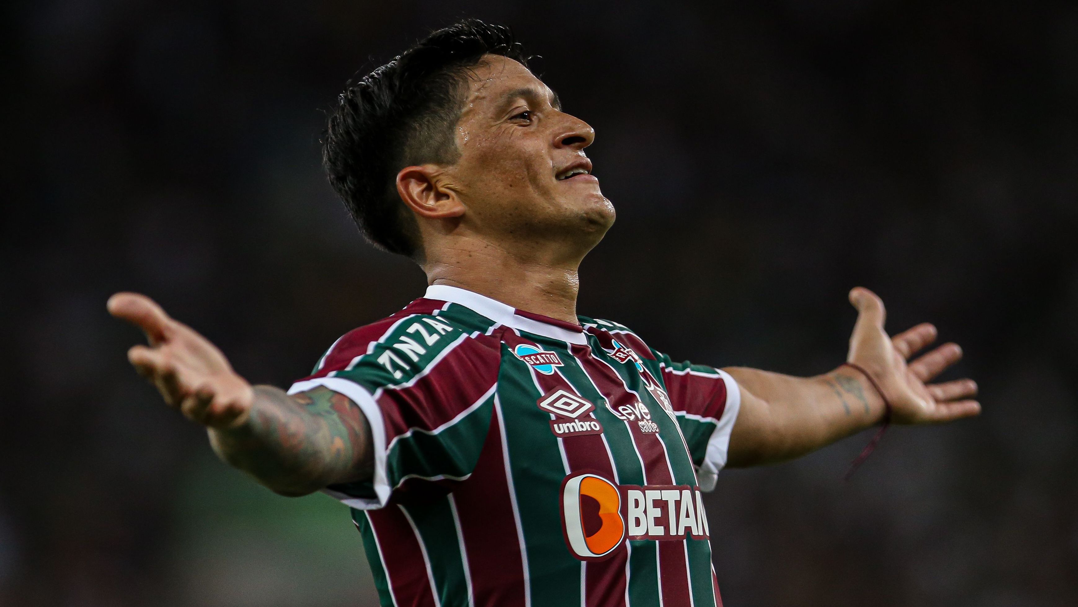 Cano garantiu a vitória do Fluminense, com um lindo gol, diante do Sampaio Corrêa