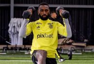 Gerson é internado no Rio de Janeiro com infecção renal
