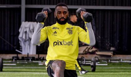 Gerson em treino pelo Flamengo