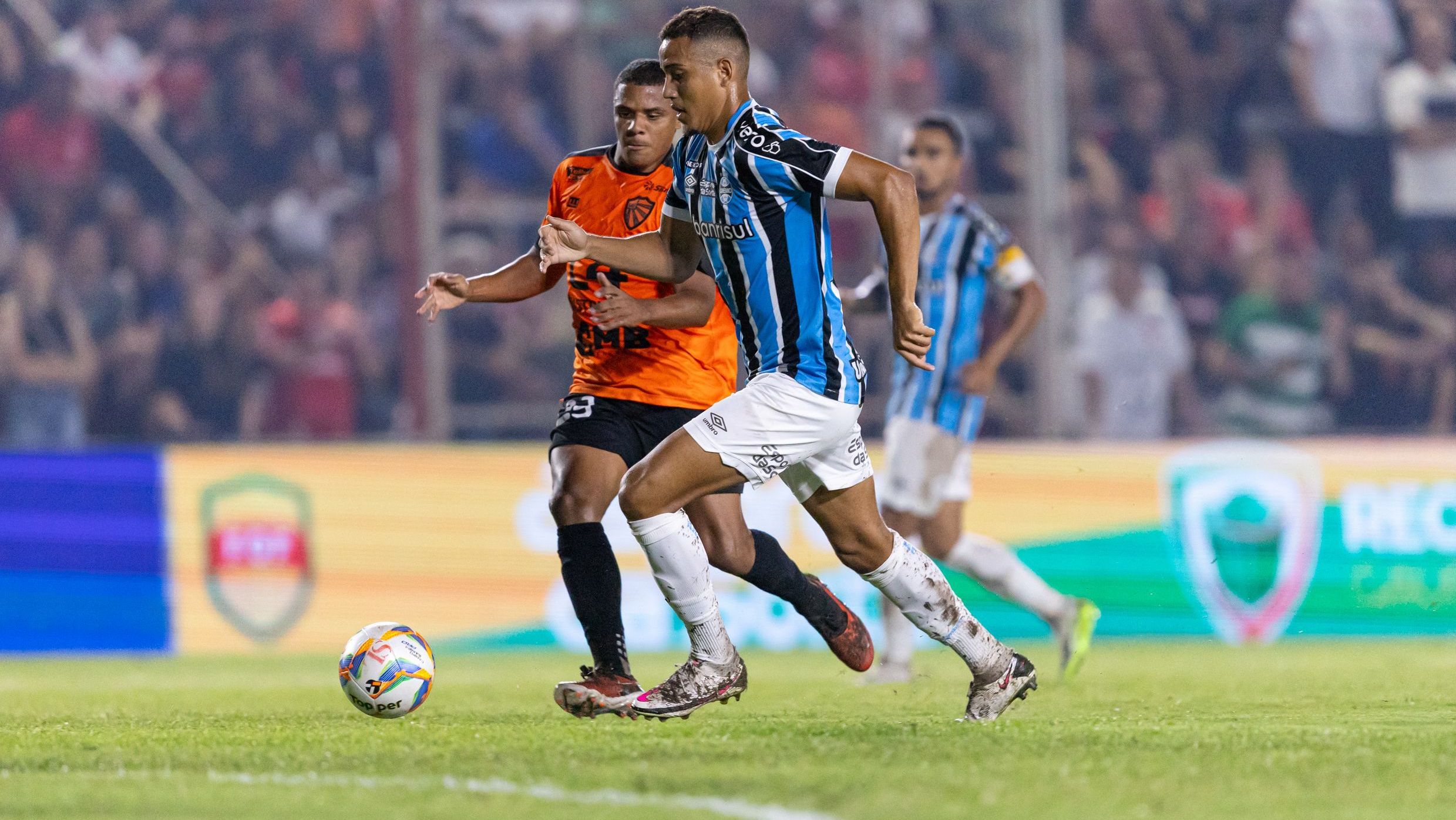 Lance de São Luiz 2 x 0 Grêmio pela Recopa Gaúcha