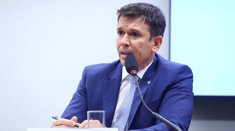Deputado Felipe Carreras indica que Congresso está aberto a ouvir Fazenda sobre Perse