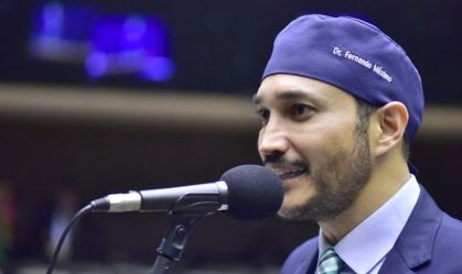 Comissão da Câmara analisa relatório da PEC que amplia isenção tributária de templos religiosos nesta terça (27)