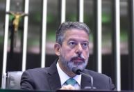 Lira avaliza e aliados pedirão detalhes de recursos destinados à Saúde para confrontar Padilha