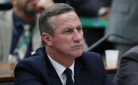 O deputado federal Ubiratan Sanderson (PL-RS) durante sessão de comissão na Câmara
