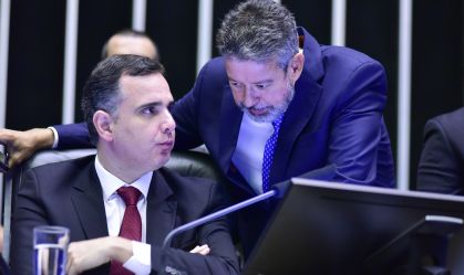 Pacheco promete conversar com Lira contra decisão de mudar regimento da Câmara