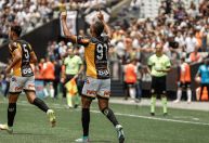 Autor de hat-trick contra o Corinthians não marcava havia quase um ano