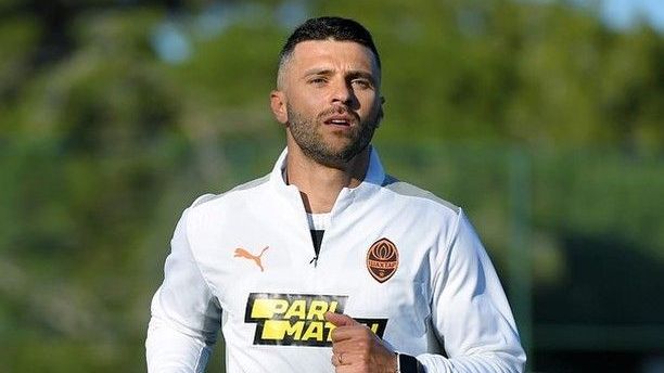 Júnior Moraes jogava no Shakhtar Donetsk e voltou ao Brasil devido à guerra