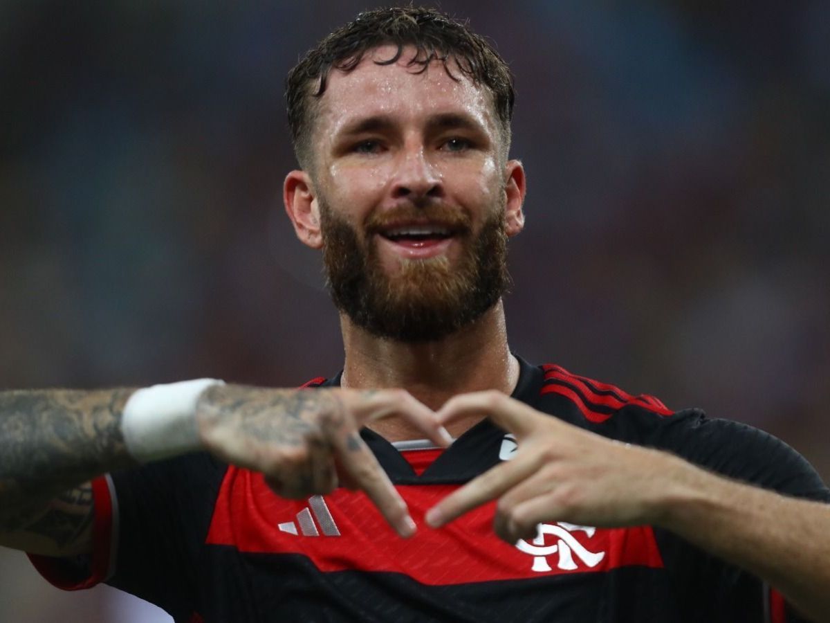 West Ham faz contato por Léo Pereira, mas Flamengo veta negociação