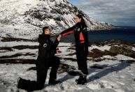 Lexa fica noiva de Ricardo Vianna na Noruega: 