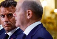 Extrema direita surge nas eleições para Parlamento Europeu, mas o centro ainda se mantém