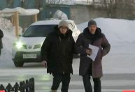 Mãe de Navalny diz sofrer chantagem de autoridades sobre funeral do filho