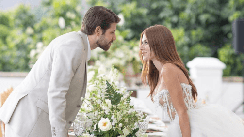 Mari Maria renova votos de casamento no Cristo Redentor; veja CNN Brasil