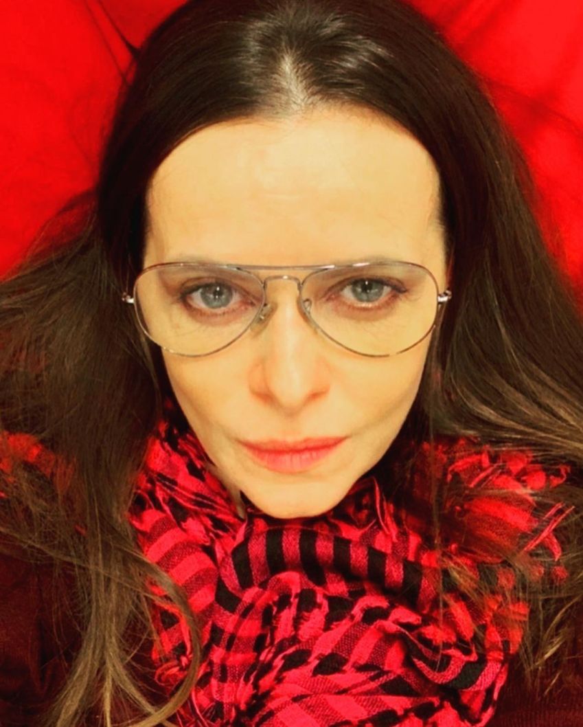 Maria Luísa Mendonça está com 54 anos e sente orgulho de ter interpretado Buba. / Reprodução/Instagram