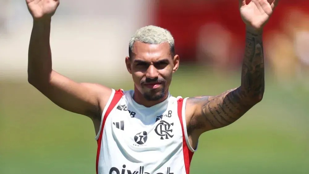 Matheuzinho pelo Flamengo