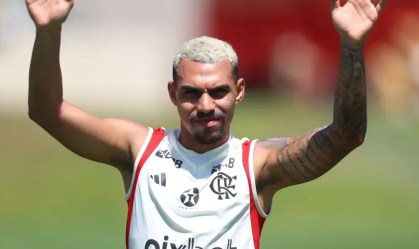 Matheuzinho pelo Flamengo