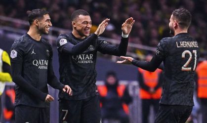 Hakimi, Mbappé e Lucas Hernández comemoram gol pelo PSG