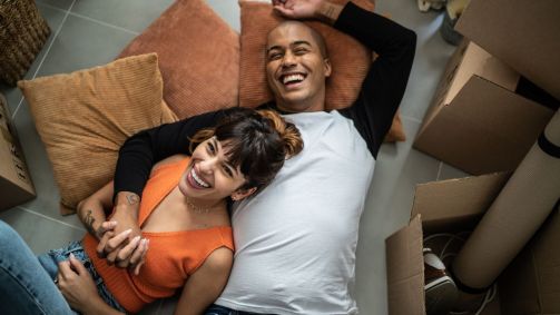 Millennials são os mais satisfeitos com a vida amorosa