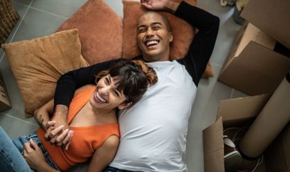 Millennials são os mais satisfeitos com a vida amorosa, revela estudo