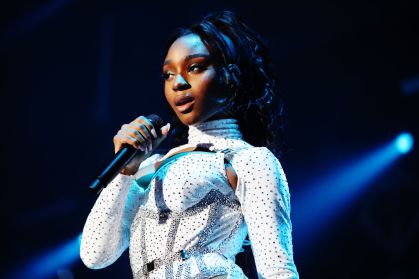 Cantora Normani lançará seu primeiro álbum solo