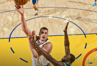 Jokic ultrapassa marca de Wilt Chamberlain na NBA; veja