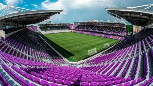 Explria Stadium, em Orlando, também usado em nosso futebol e casa do Orlando City na MLS