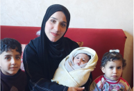 Família com recém-nascido de Gaza chega ao Brasil hoje