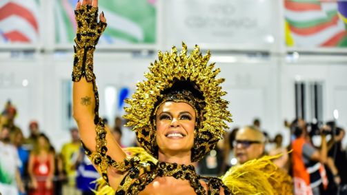 Paolla Oliveira segue como rainha de bateria da Grande Rio em 2025