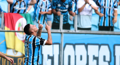 Pavón fez um dos gols da vitória do Grêmio contra o Santa Cruz