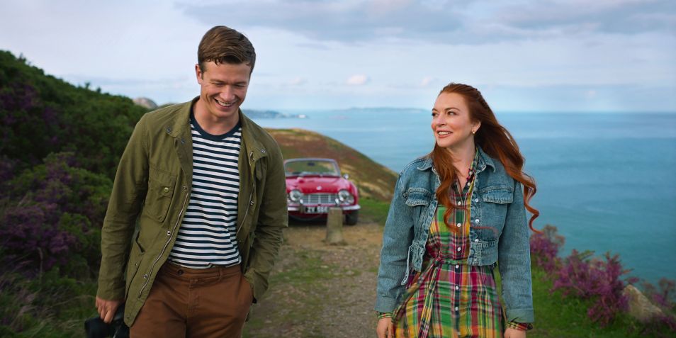 Maddie busca seu amor verdadeiro em "Pedido Irlandês" / Divulgação/Netflix