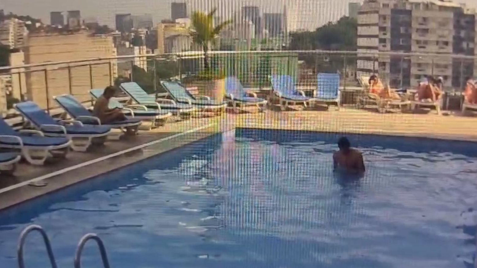 piscina hotel