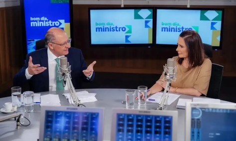 O vice-presidente da República e ministro, Geraldo Alckmin, durante entrevista ao programa "Bom Dia, Ministro"