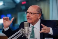 Toyota vai investir R$ 11 bi no Brasil, com criação de 2 mil empregos, diz Alckmin
