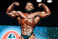 Bicampeão do Mr. Olympia avalia poses de Ramon Dino e faz alerta
