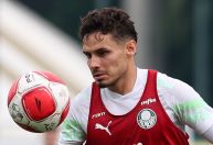 Raphael Veiga se recupera de infecção, mas Palmeiras perde Gómez