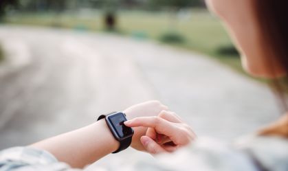 FDA faz alerta sobre risco de usar smartwatch para medir açúcar no sangue