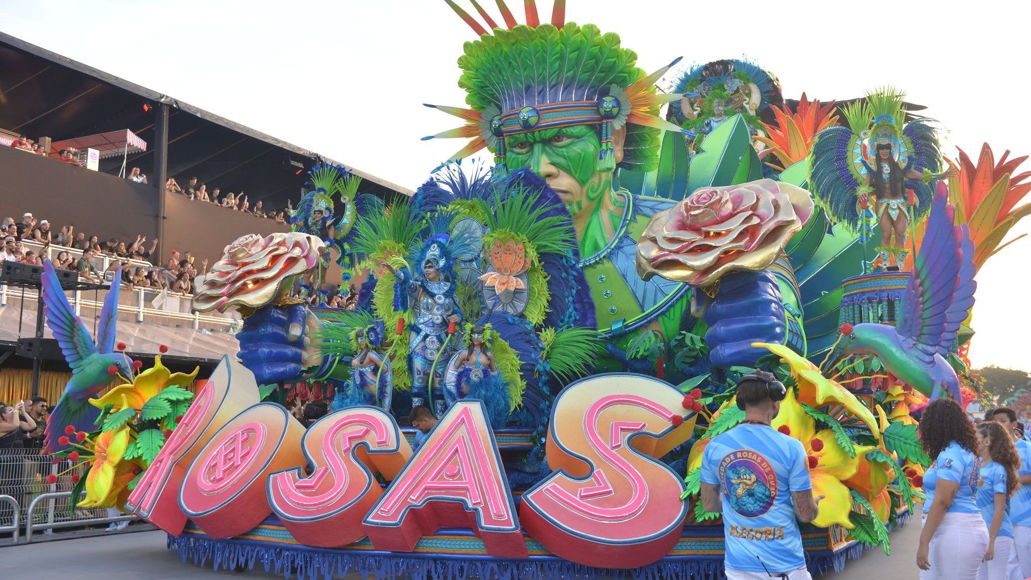 Carnaval 2025: confira os horários dos desfiles desta sexta (28) em sp | cnn brasil