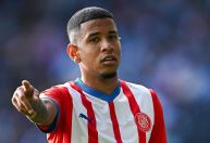 Savinho supera Vini Jr. em estatística no futebol europeu; entenda