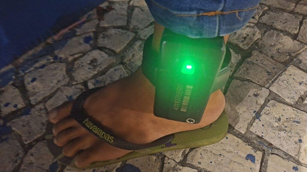tornozeleira eletrônica